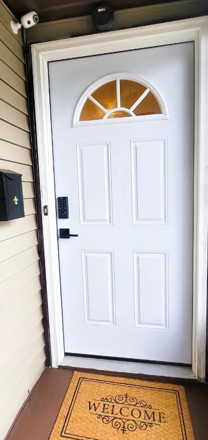 Great 2 Bedroom Condo,Free Parking,Easy Commute. Irvington Bagian luar foto